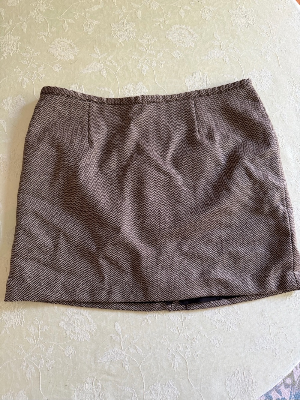 Y2K Old Navy Brown Herringbone Low Rise Mini Skirt Size 4
